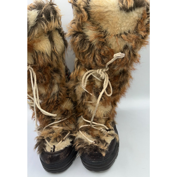 Muk Luks Women's Red Tan Knit Design Snow Boots Faux Fur Lined Size 9 Tan/Beige - Picture 9 of 16